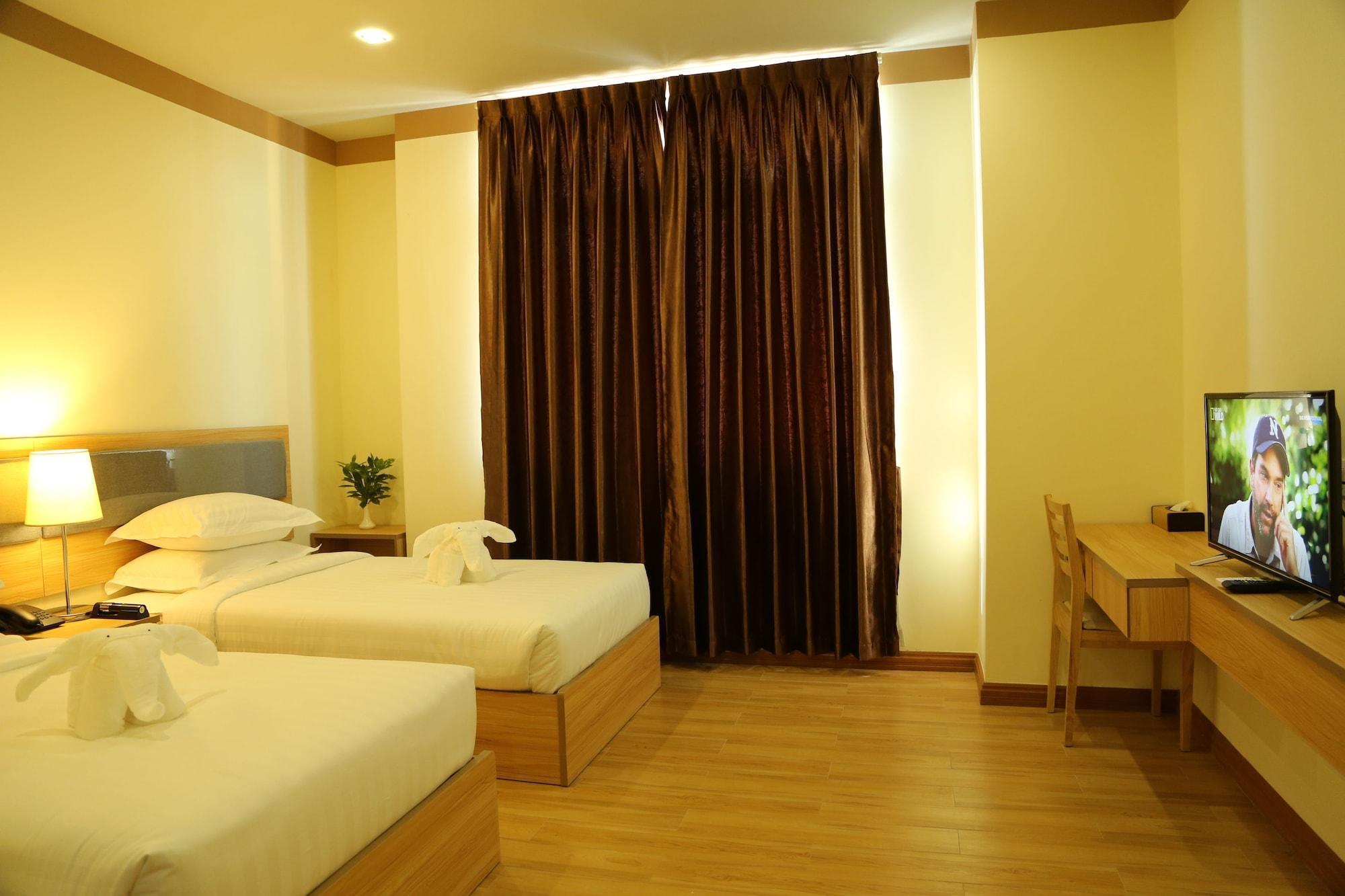 Vegas Hotel - Nay Pyi Taw Naypyidaw Exterior foto